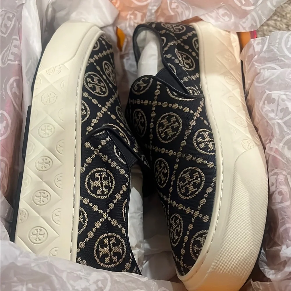 Tory Burch Navy and Cream Slip-On Sneakers - Picture 5 of 7